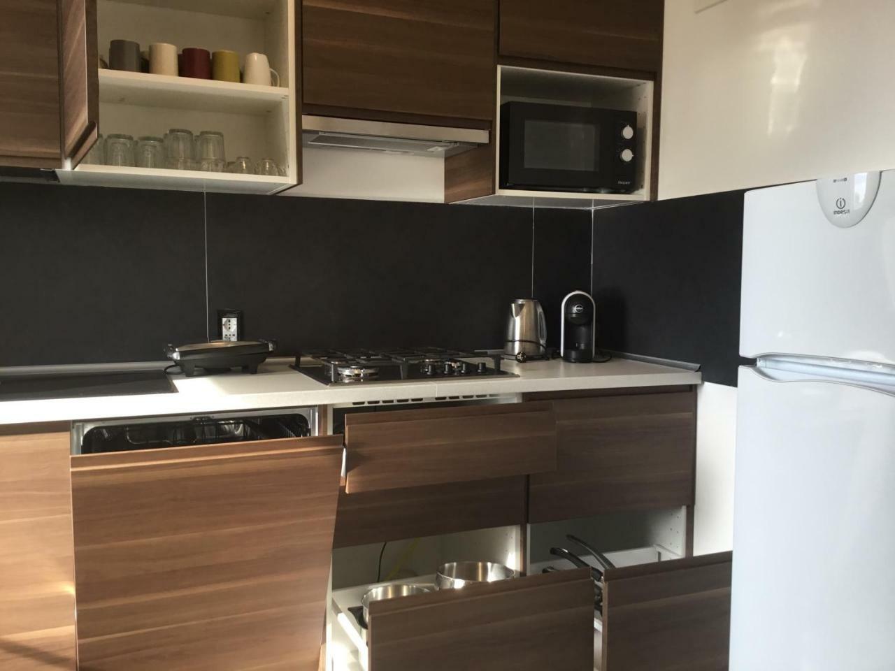 Casa Claudia Apartment อัสเซนซา ดิ เบรนโซเน ภายนอก รูปภาพ